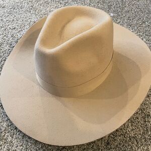 Tan Fedora / Ranch Style Hat